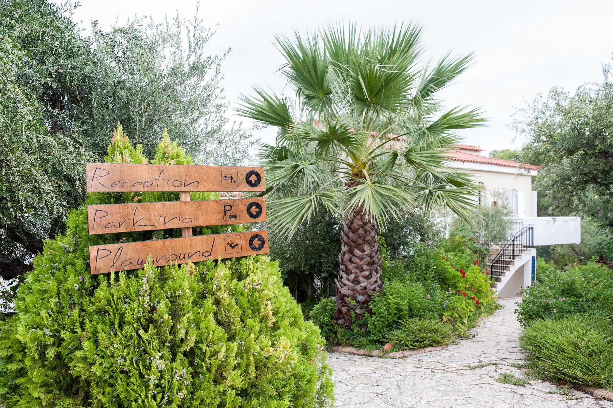 Koroni Village Bagian luar foto